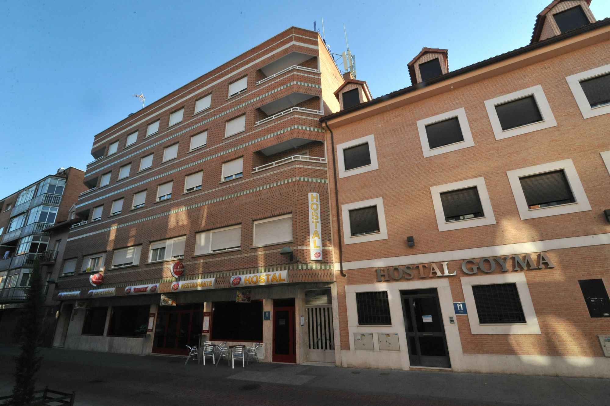 Hostal Goyma I San Fernando De Henares Exterior foto