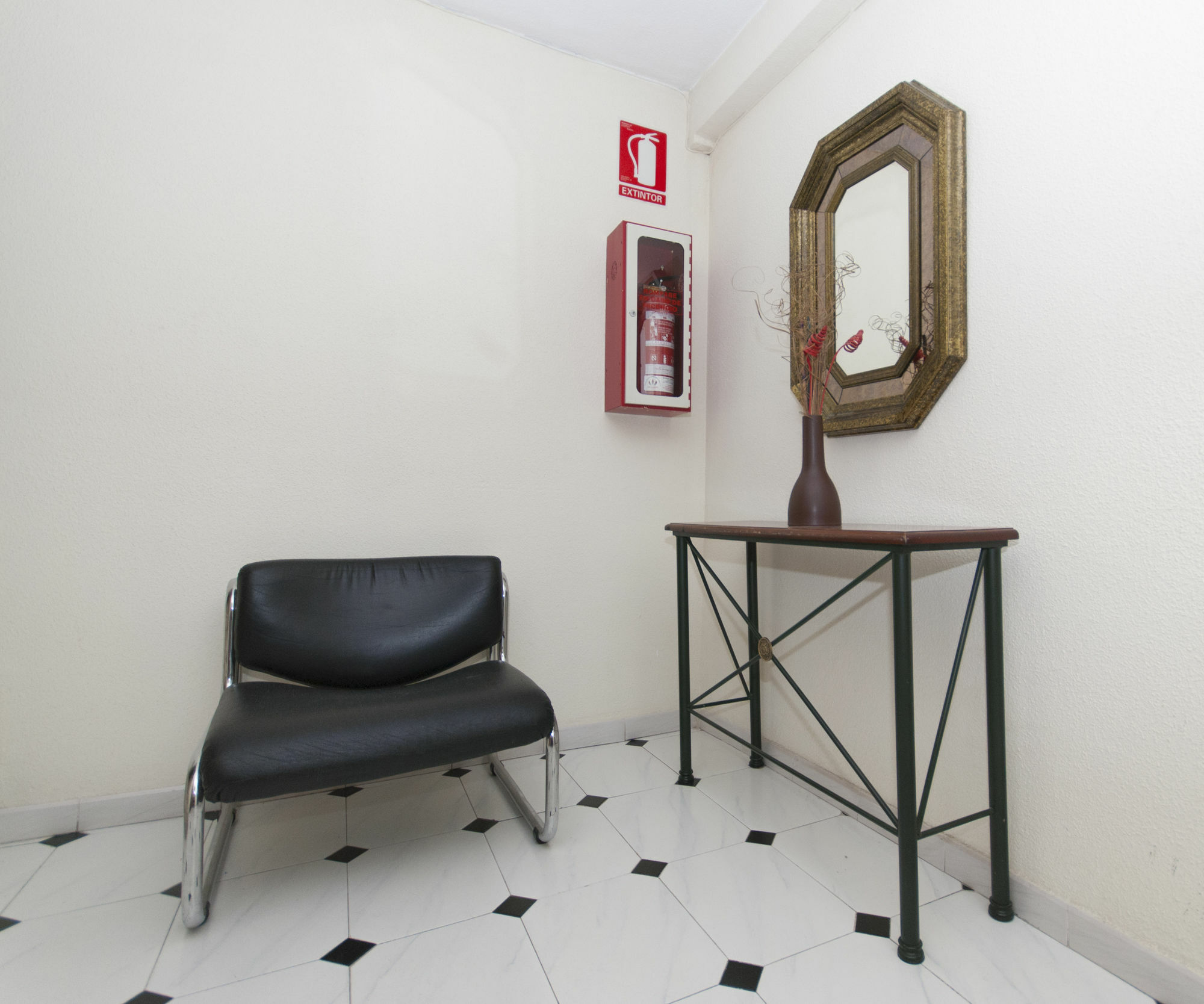 Hostal Goyma I San Fernando De Henares Exterior foto