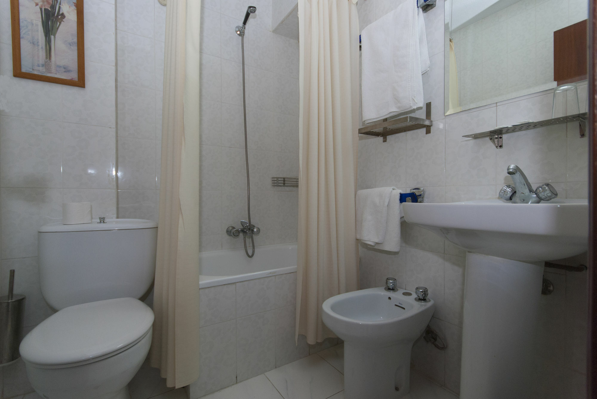 Hostal Goyma I San Fernando De Henares Exterior foto