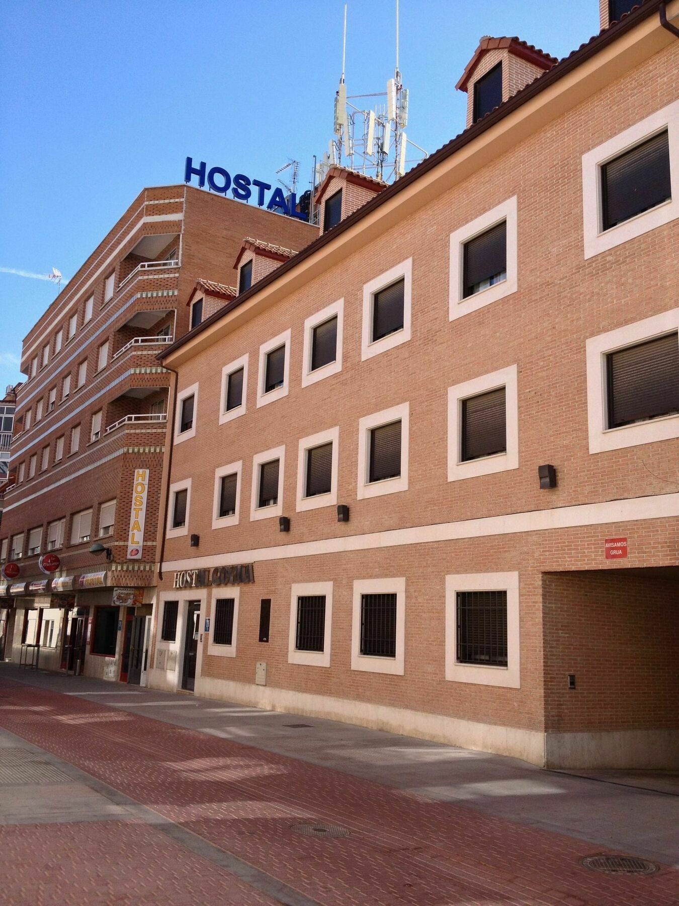 Hostal Goyma I San Fernando De Henares Exterior foto